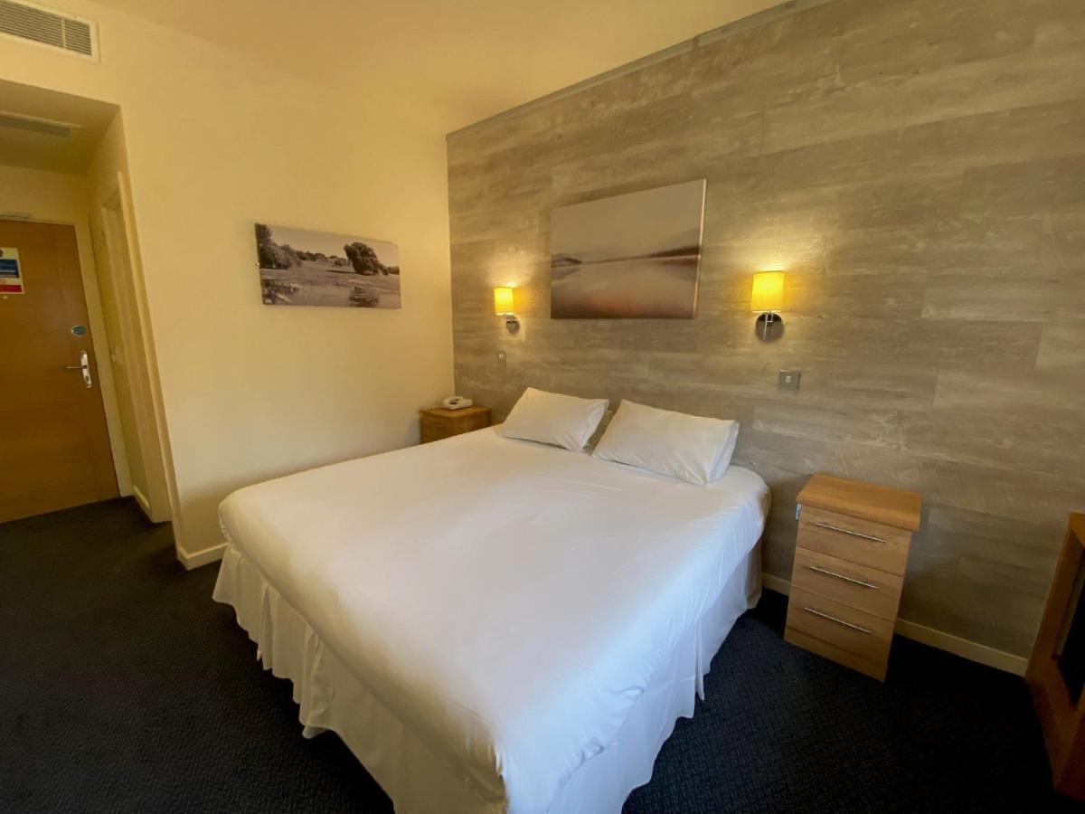 Dudsbury Golf Club - Hotel And Spa Ferndown Extérieur photo