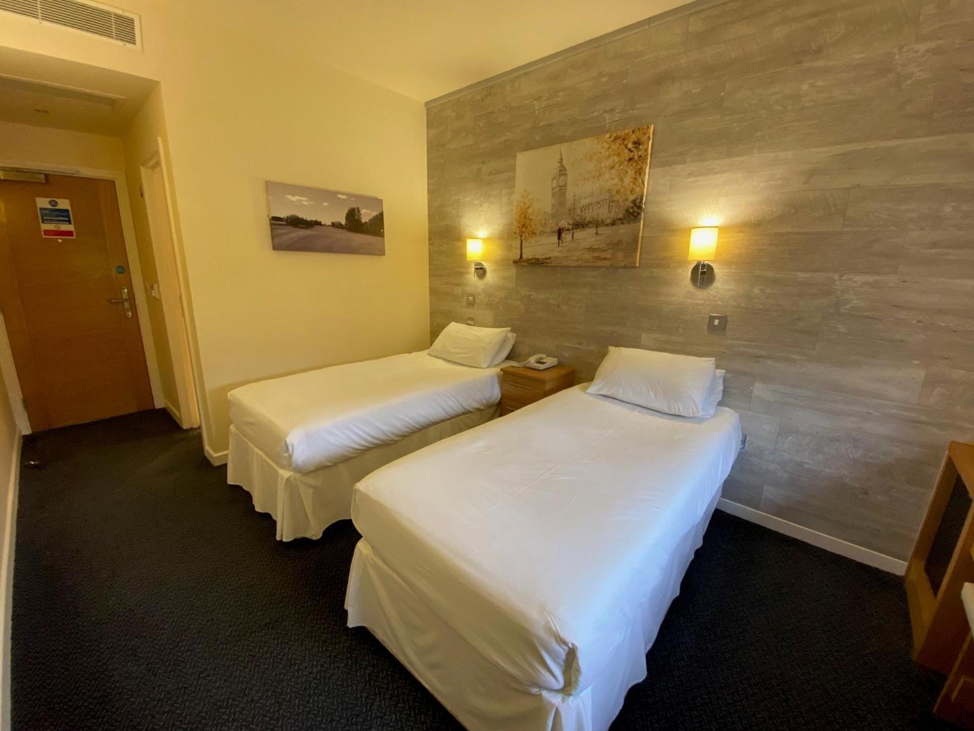 Dudsbury Golf Club - Hotel And Spa Ferndown Extérieur photo