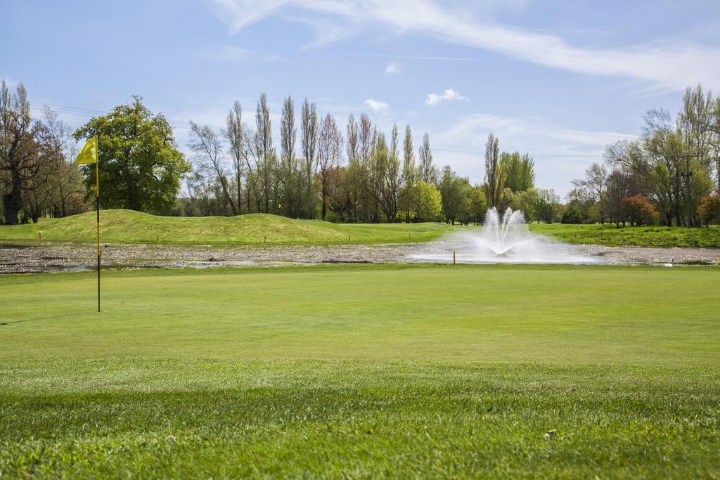 Dudsbury Golf Club - Hotel And Spa Ferndown Extérieur photo